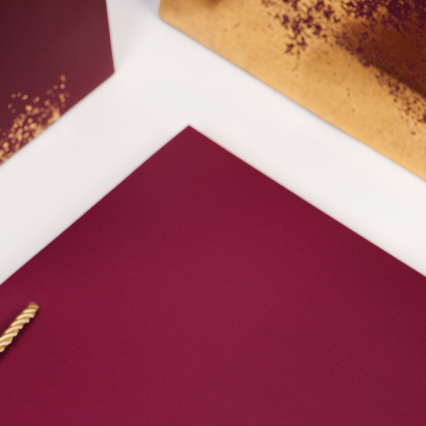 Golden Dust on Mulberry (Set of 5 Bags with 5 Gift Tags)